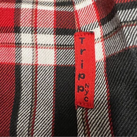 NWT vintage Tripp NYC red black plaid miniskirt with grommets and lacing sz XS - Picture 7 of 10
